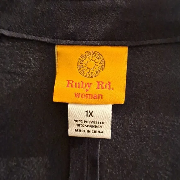 Ruby Rd. vest - Picture 6 of 7
